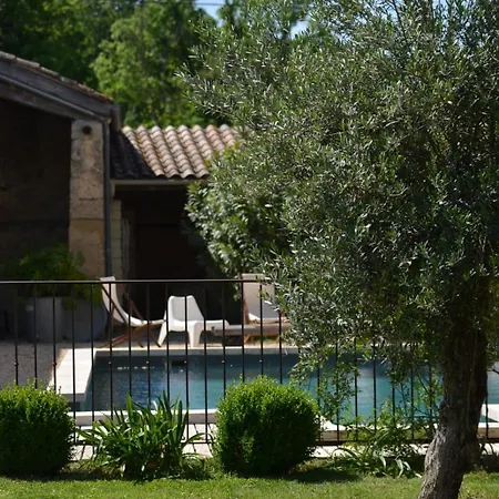 Ferme St Pierre 2 Avec Repas, Piscine, Clim, Cheminee Ou Baignoire *
