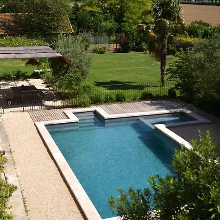 Guest house Ferme St Pierre 2 Avec Repas, Piscine, Clim, Cheminee Ou Baignoire *