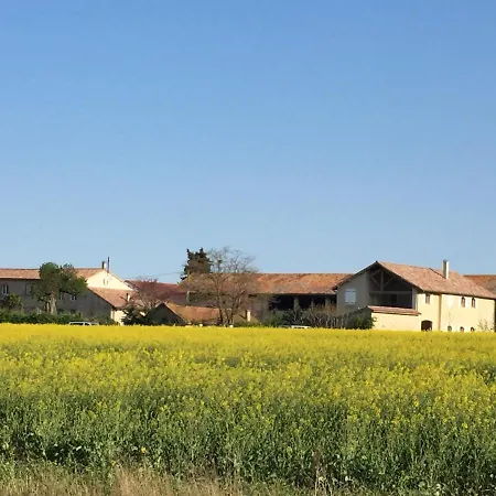 Maison D'Hotes La Ferme Saint Pierre Drome בית הארחה