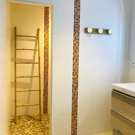 Maison D'Hotes La Ferme Saint Pierre Drome בית הארחה 4*