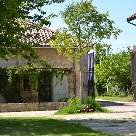 Maison D'Hotes La Ferme Saint Pierre Drome 4*